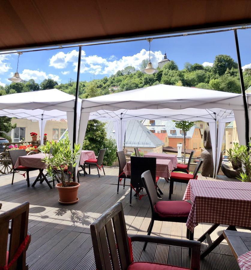 Hotel & Penzion Grand Matej Banska Stiavnica Bagian luar foto
